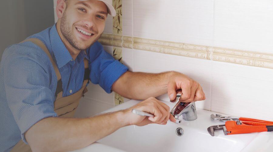 Professional water heater repair in Glidden, TX